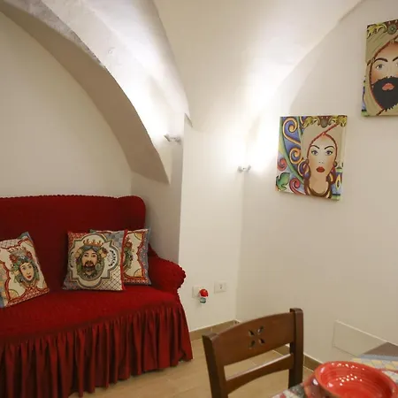 Domus Ursino Catania